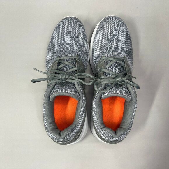 Athletic_Shoes